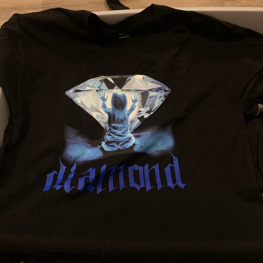Diamond supply men XL shirt